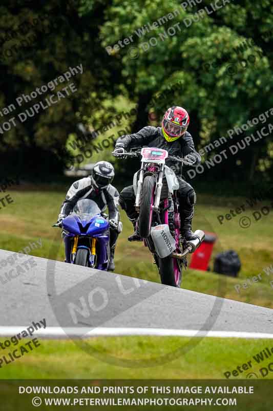 cadwell no limits trackday;cadwell park;cadwell park photographs;cadwell trackday photographs;enduro digital images;event digital images;eventdigitalimages;no limits trackdays;peter wileman photography;racing digital images;trackday digital images;trackday photos